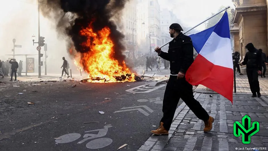 Medio millón a las calles de Francia: más de 1,200 detenidos y 150 policías heridos en una de las peores noches en décadas
